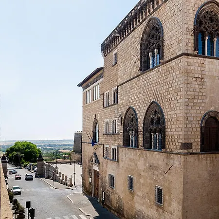 Bed & Breakfast Palazzo Rosati 3*